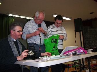 Le père Jean-Marc Couhert, Michel, Jonathan