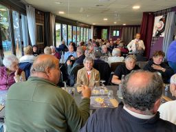 Au restaurant le midi