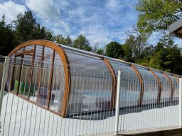 Piscine couverte et chauffée